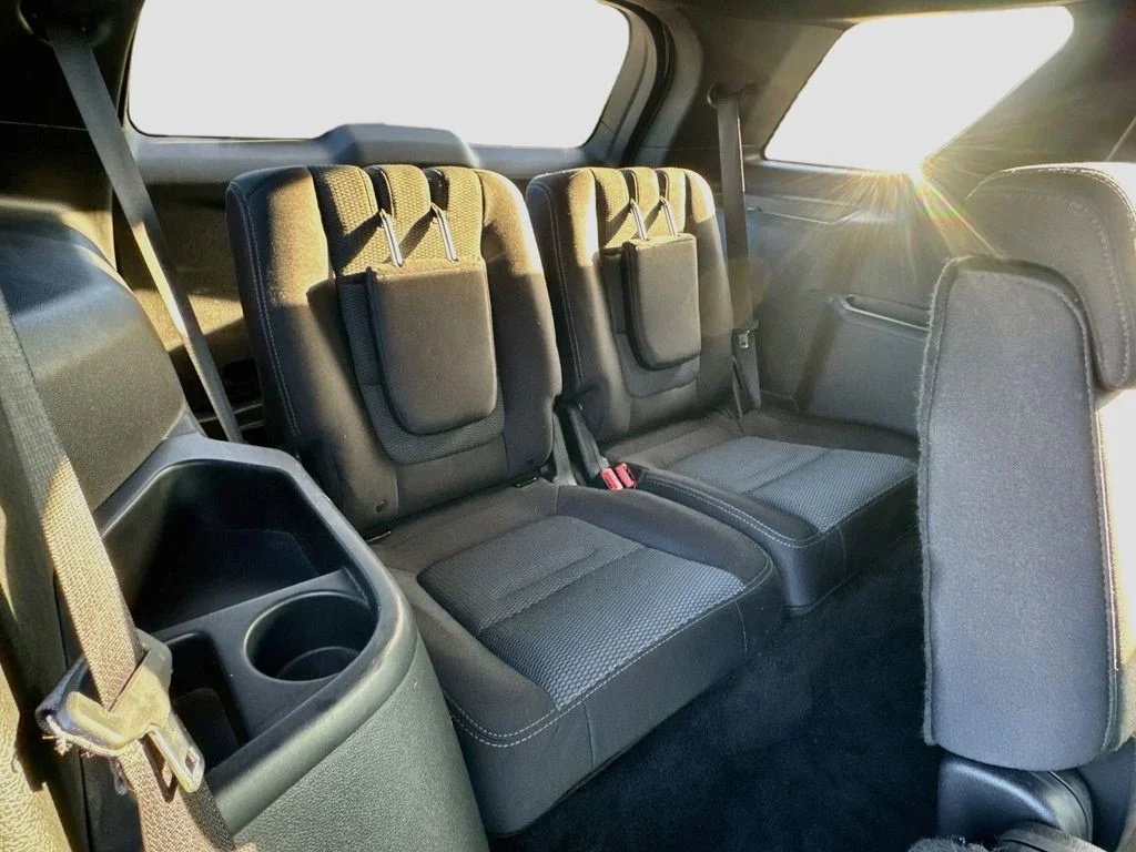 Used 2017 Silver Ford XLT image 31