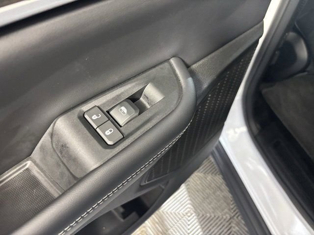 New 2026 White Jeep Altitude image 25