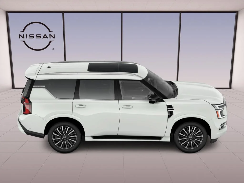 New 2026 Everest White TriCoat Nissan Platinum Reserve image 4