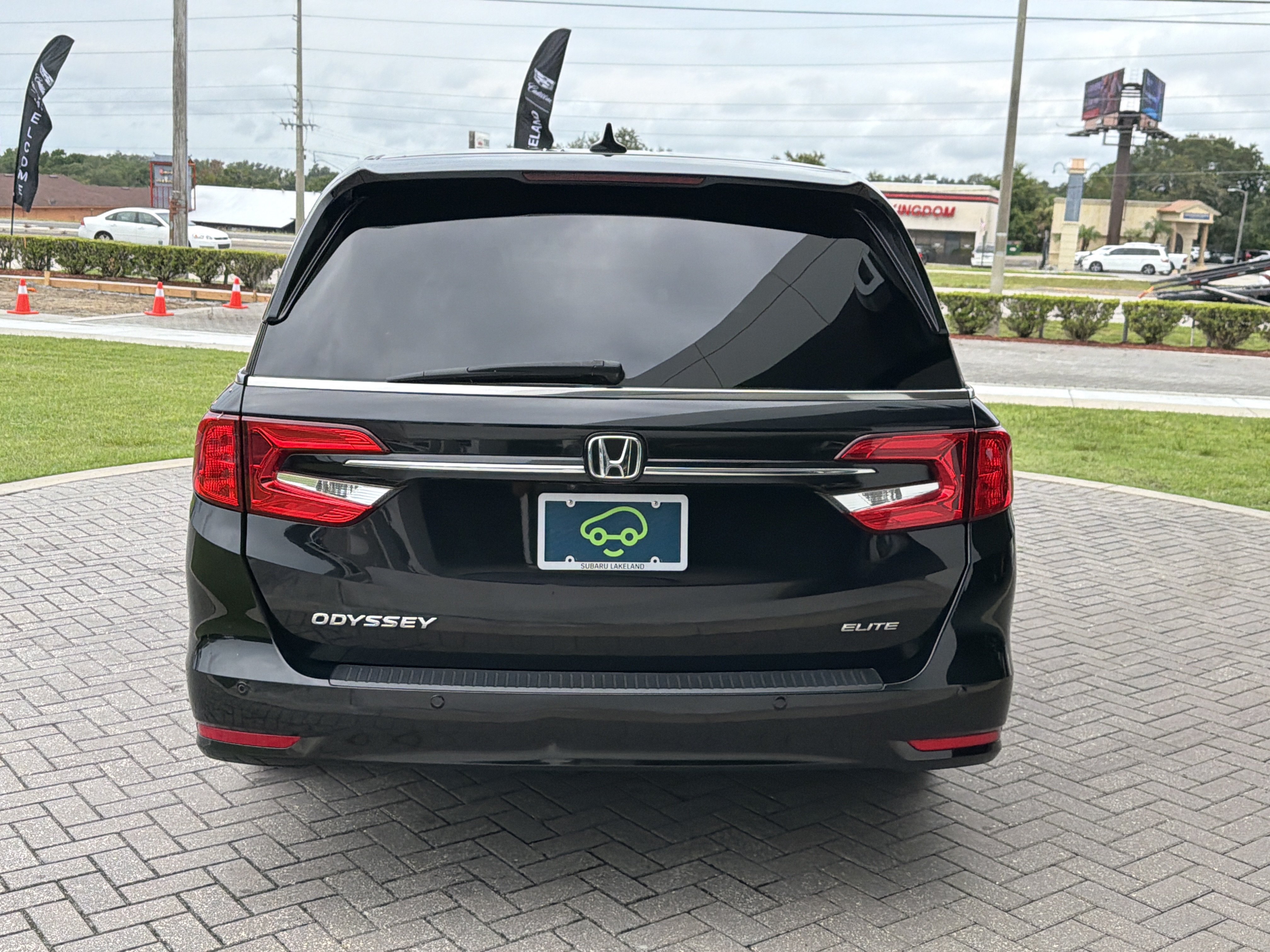 Used 2022 Black Honda Elite image 5