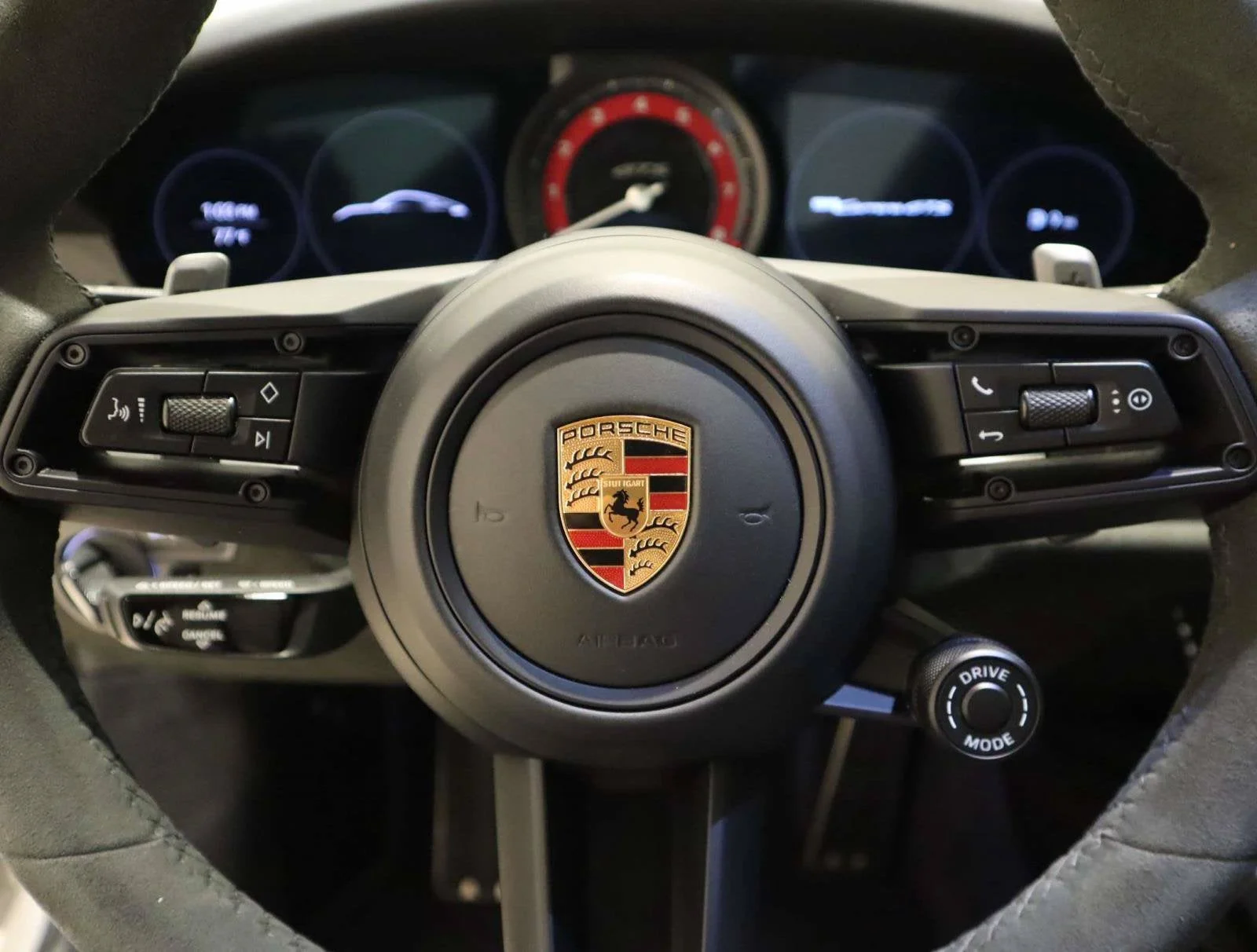 Used 2023 Chalk Porsche Carrera S image 25