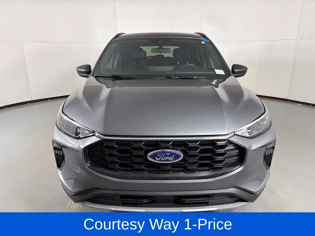 Used 2026 Gray Ford ST-Line image 4