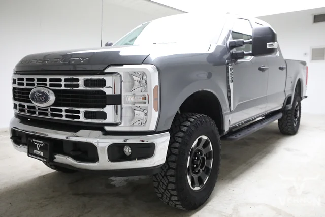 Pre-Owned 2025 Ford Super Duty F-250 XLT Crew Cab 4x4 Tremor
