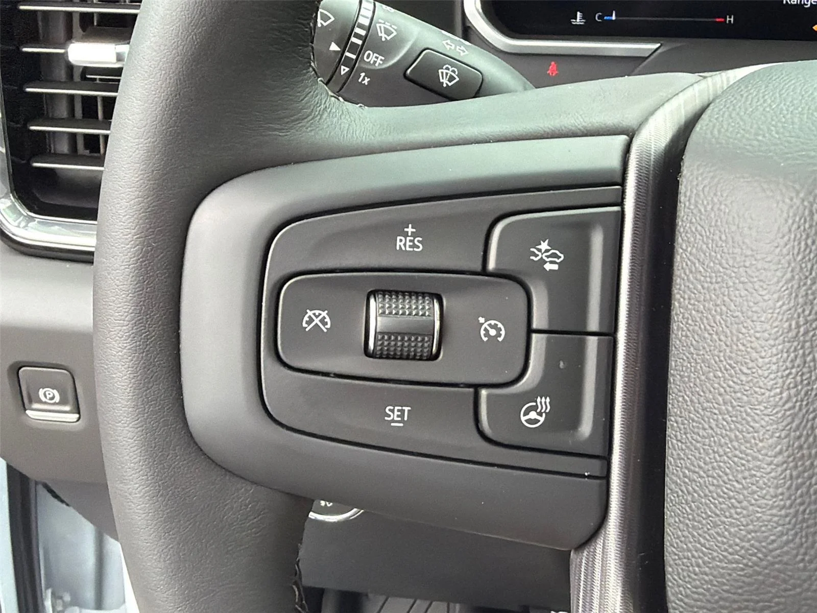 2026 GMC Sierra 2500HD Denali Ultimate - Photo 18