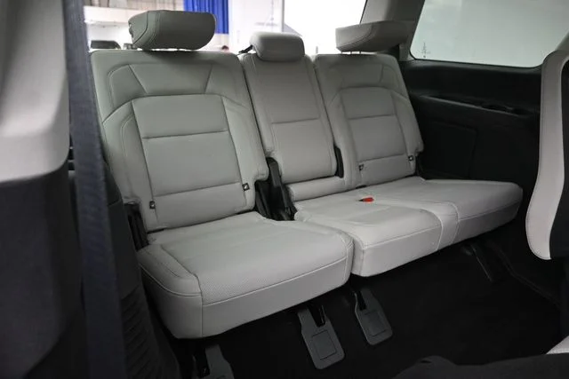 Used 2025 Blue Lincoln Reserve image 31