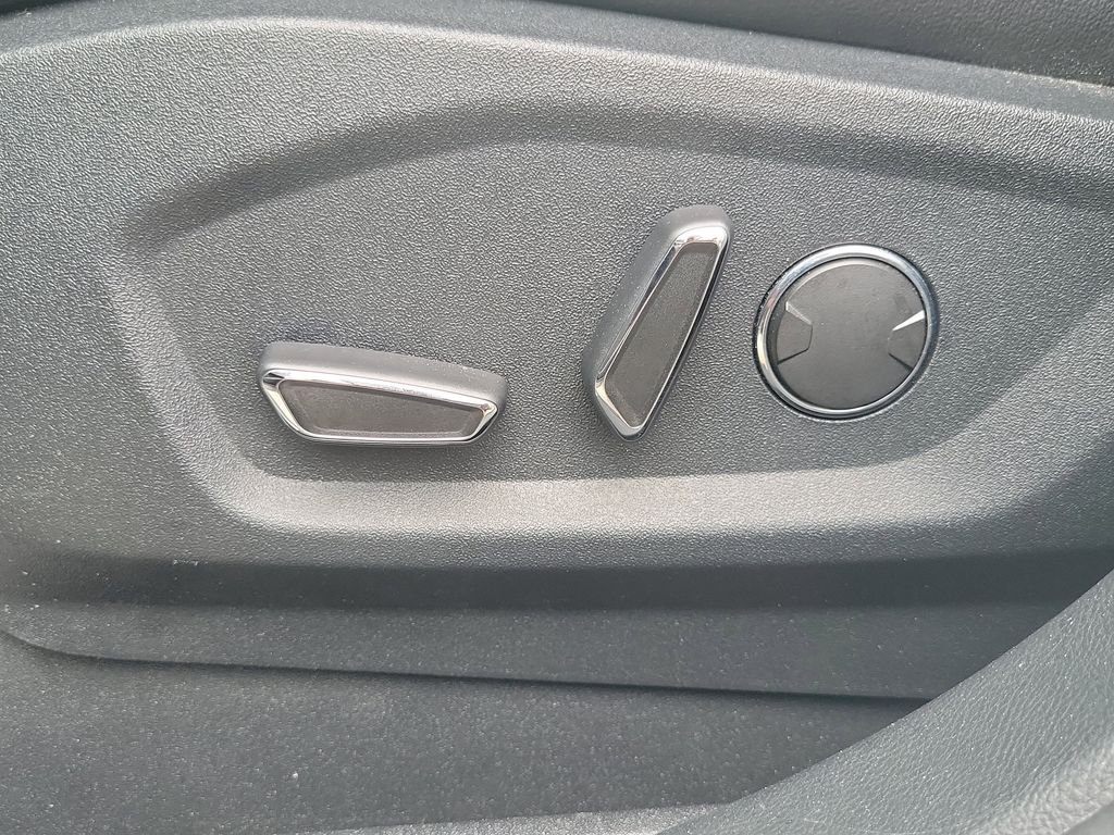 Used 2018 Ingot Silver Metallic Ford Titanium image 12