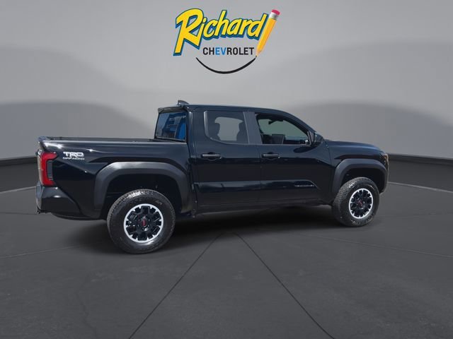 2024 Toyota Tacoma SR5 - Photo 9