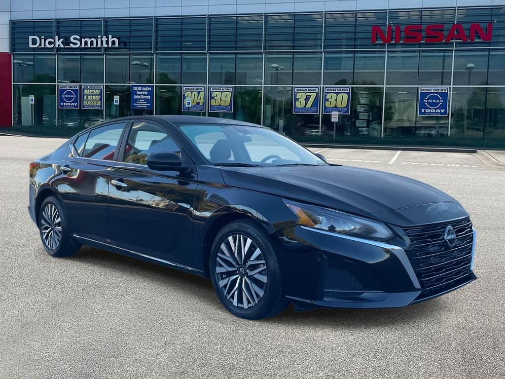2024 Nissan Altima SV