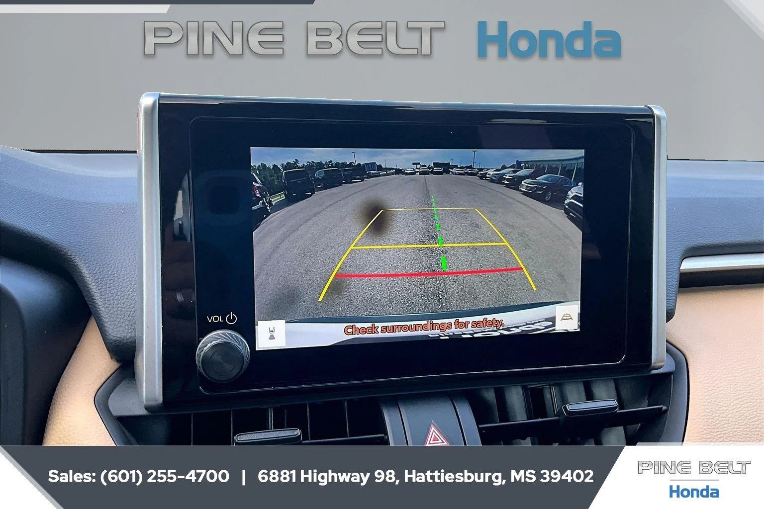 Used 2025 Ice Cap Toyota XLE image 15