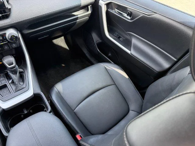 Certified Used 2022 MIDNIGHT BLACK METAL Toyota XLE Premium image 24