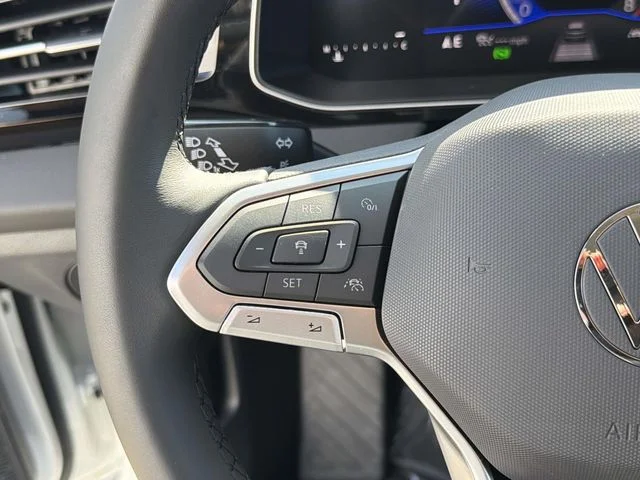 New 2026 White Volkswagen 1.5T S image 15