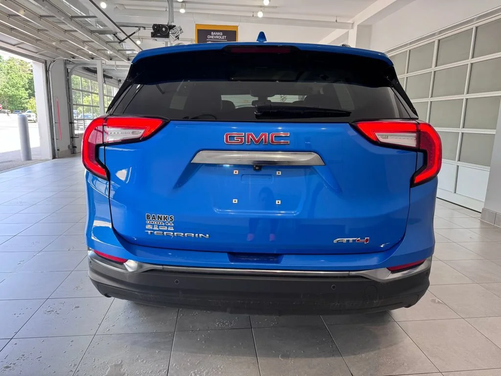 Certified Used 2024 Riptide Metallic GMC AT4 image 6
