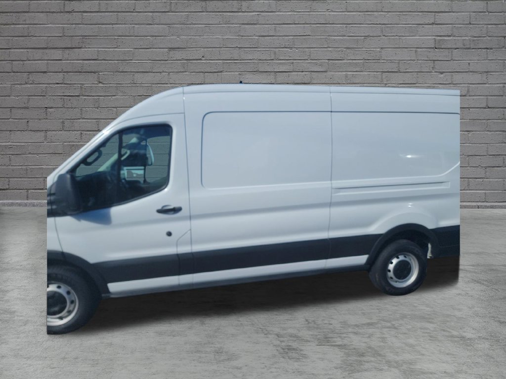 Used 2024  Ford  image 5