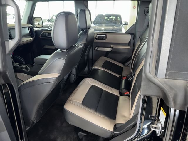 Used 2022 Shadow Black Ford Wildtrak image 14