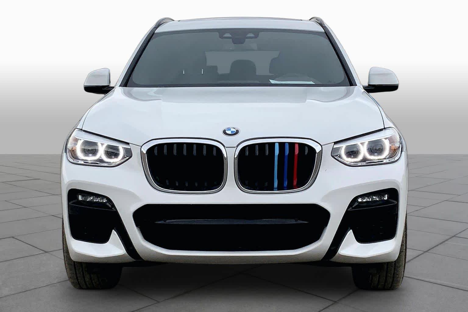 Used 2021 Alpine White BMW xDrive30e image 3