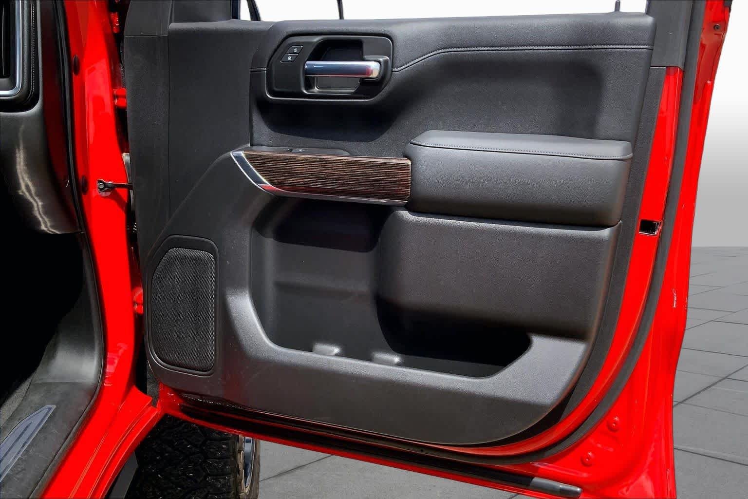 Used 2020 Cardinal Red GMC Elevation image 23