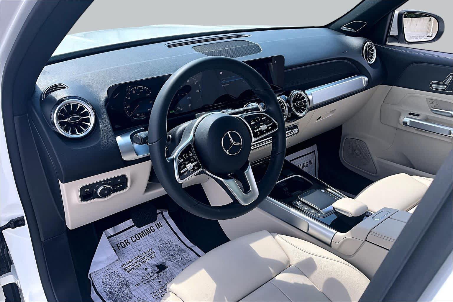 Used 2023 Polar White Mercedes-Benz EQB 250+ image 16