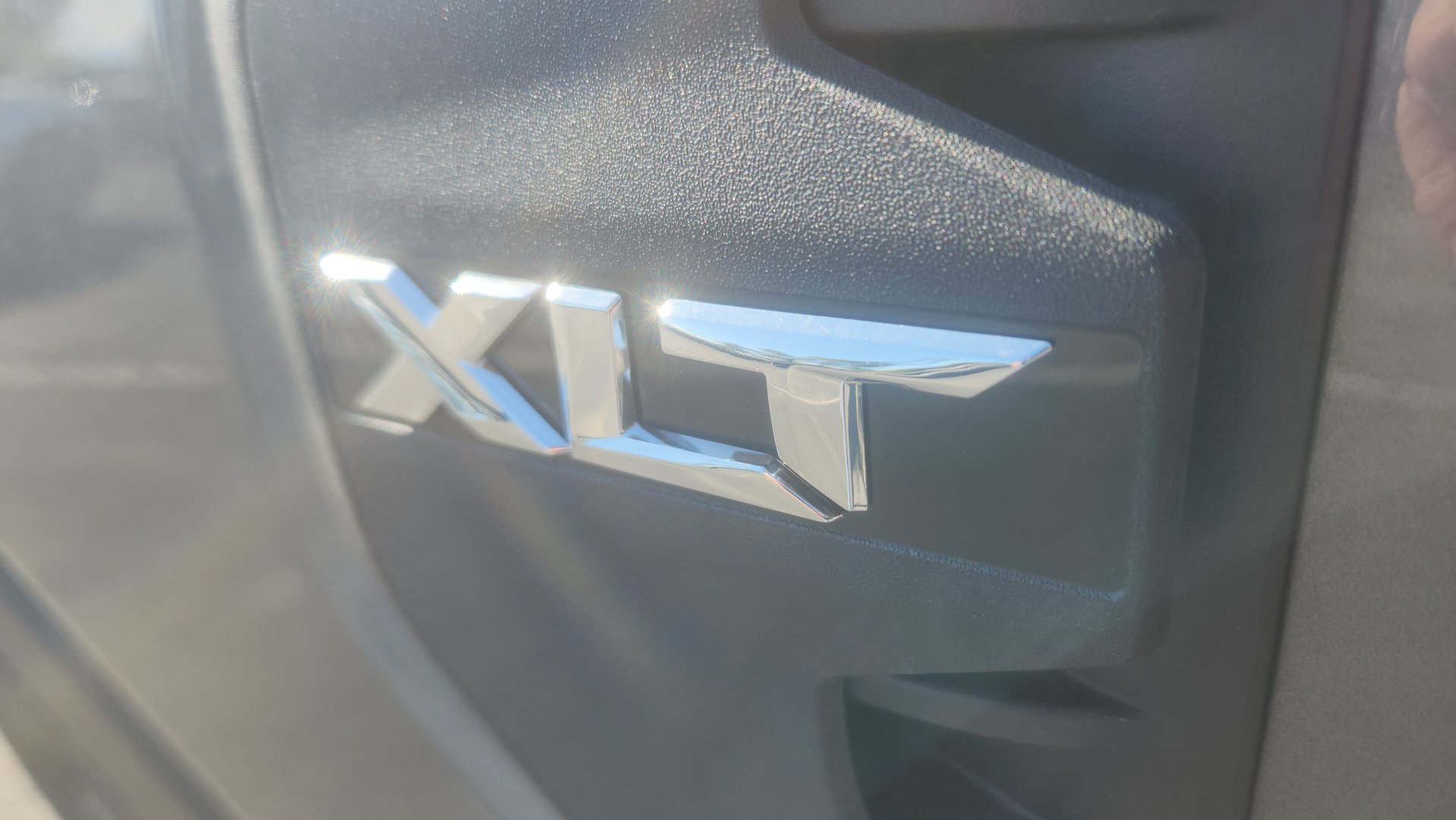 New 2026 Carbonized Gray Metallic Ford XLT image 10