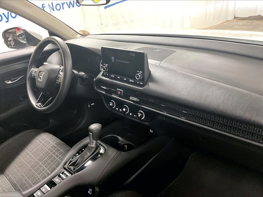 Used 2023 Platinum White Pearl Honda LX image 14