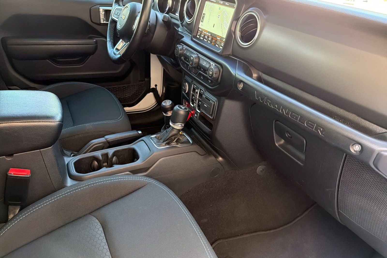 Used 2022 Bright White Clearcoat Jeep Unlimited Rubicon 4xe image 17