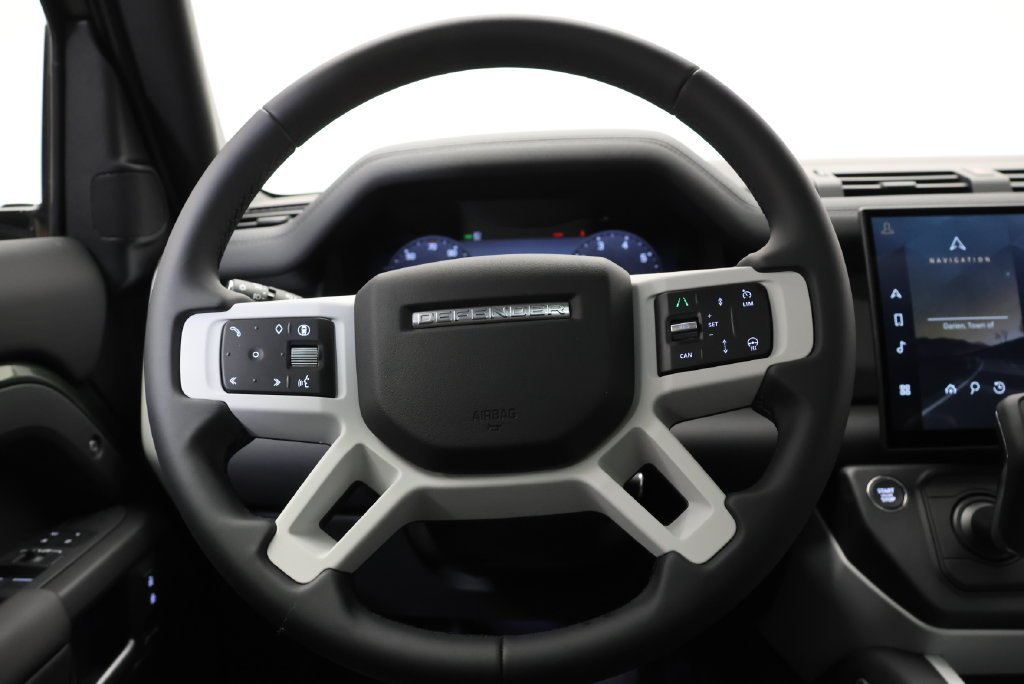 New 2026 Woolstone Green LAND ROVER S image 17
