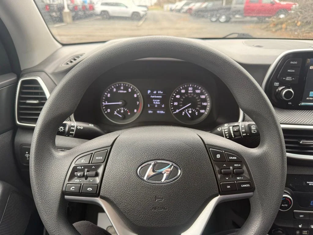 Certified Used 2020 Black Noir Pearl Hyundai SEL image 24
