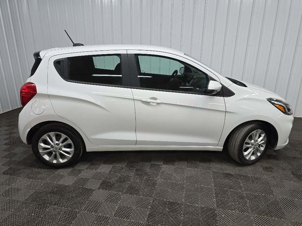 Used 2020 White Chevrolet 1LT image 2