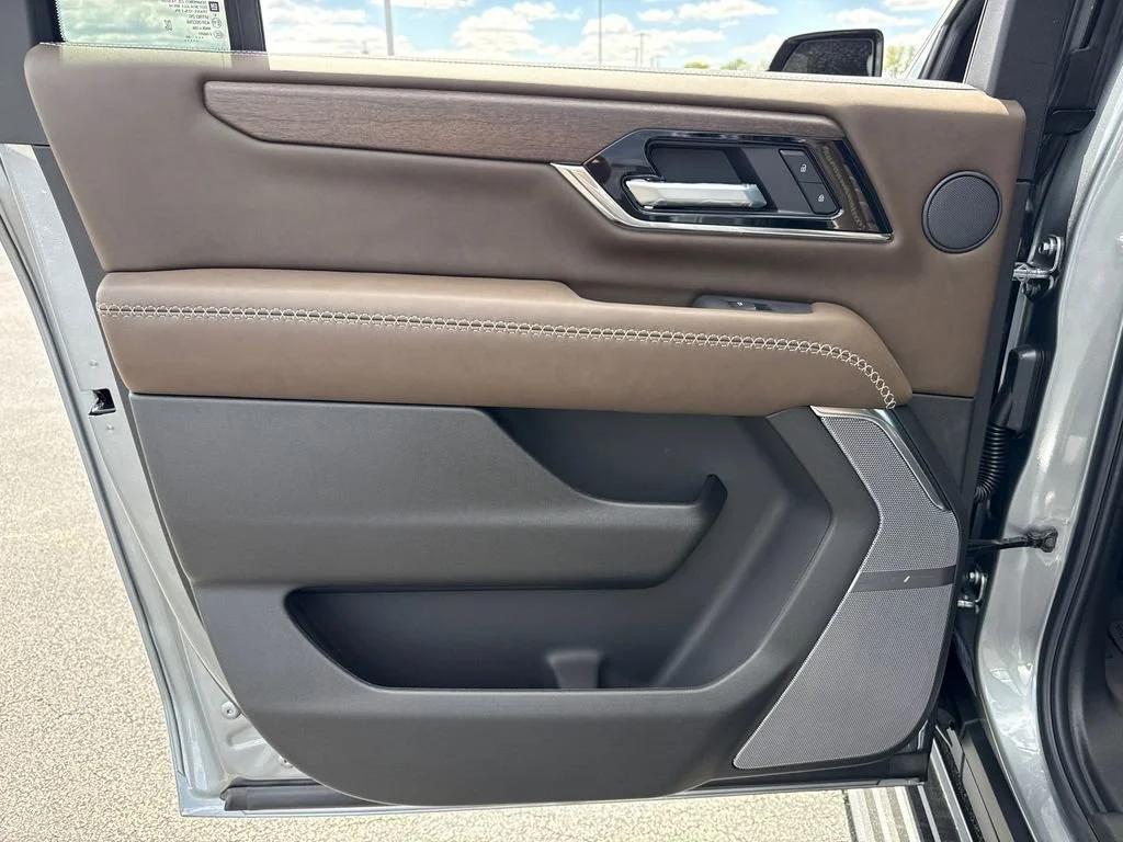 2026 GMC Yukon XL Denali Ultimate - Photo 33