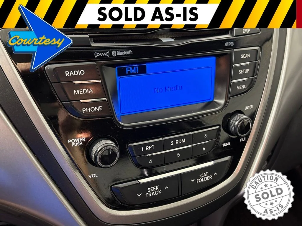 Used 2013 Silver Hyundai Limited image 30