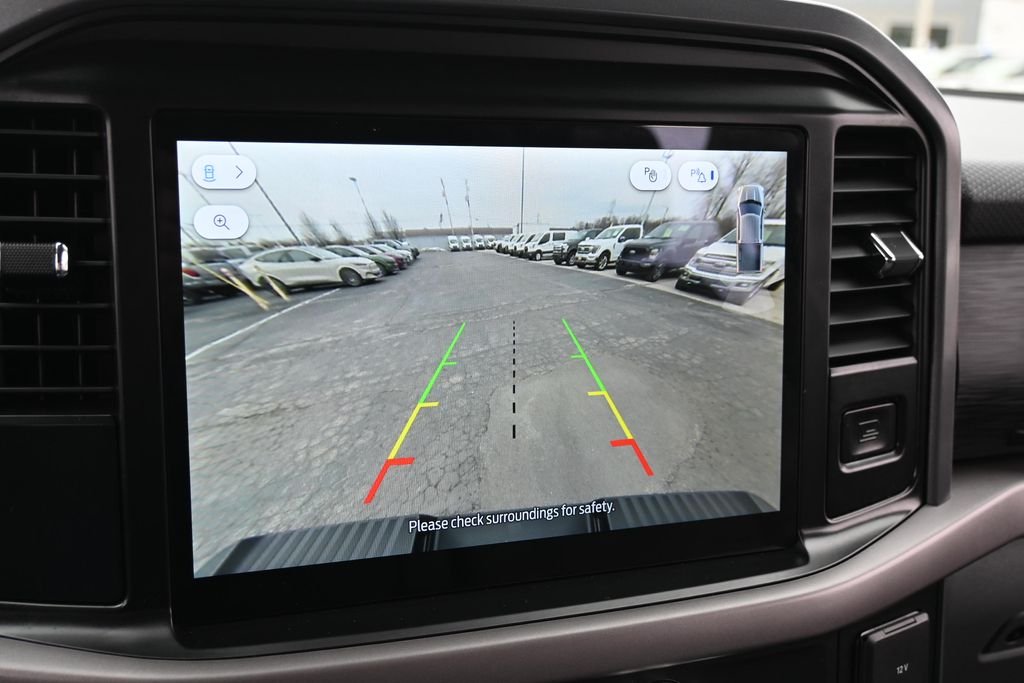 Used 2025 Gray Ford XLT image 35