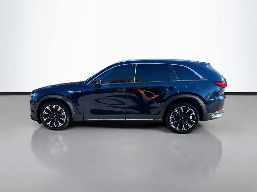 Certified Used 2024 Crystal Blue Mazda Premium image 4
