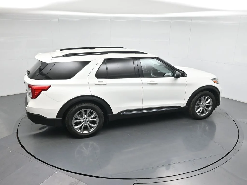 Certified Used 2021 White Ford XLT image 40