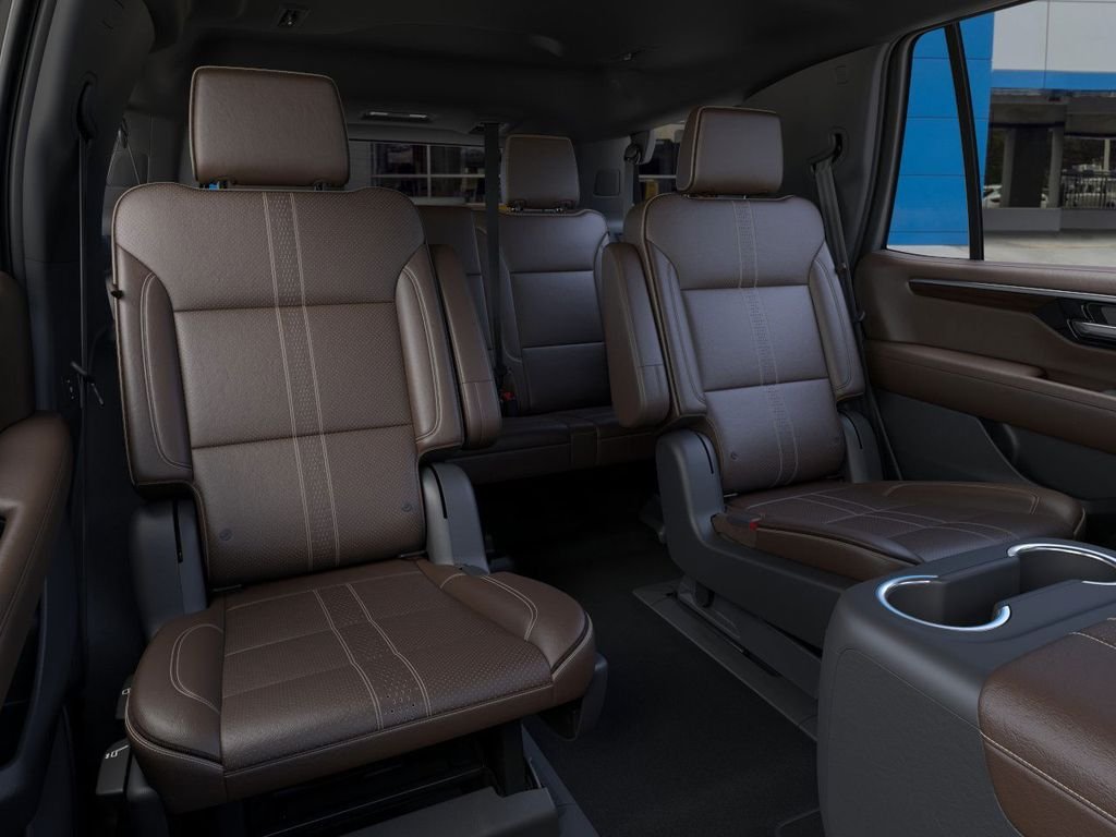 New 2026 Polar White Tricoat Chevrolet High Country image 17