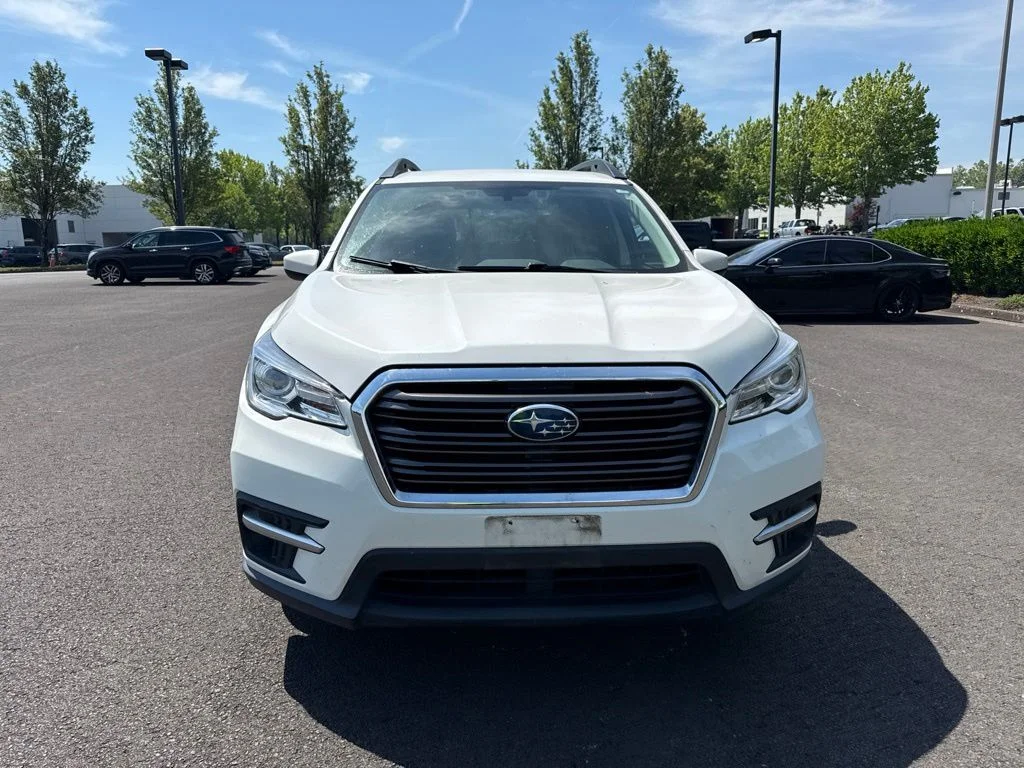 Used 2022 Crystal White Pearl Subaru Premium image 2