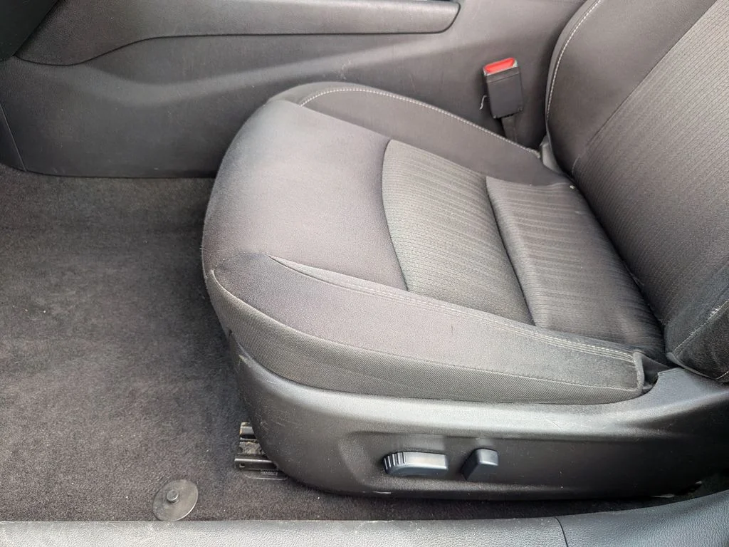 Used 2024 Red Nissan 2.5 SV image 14