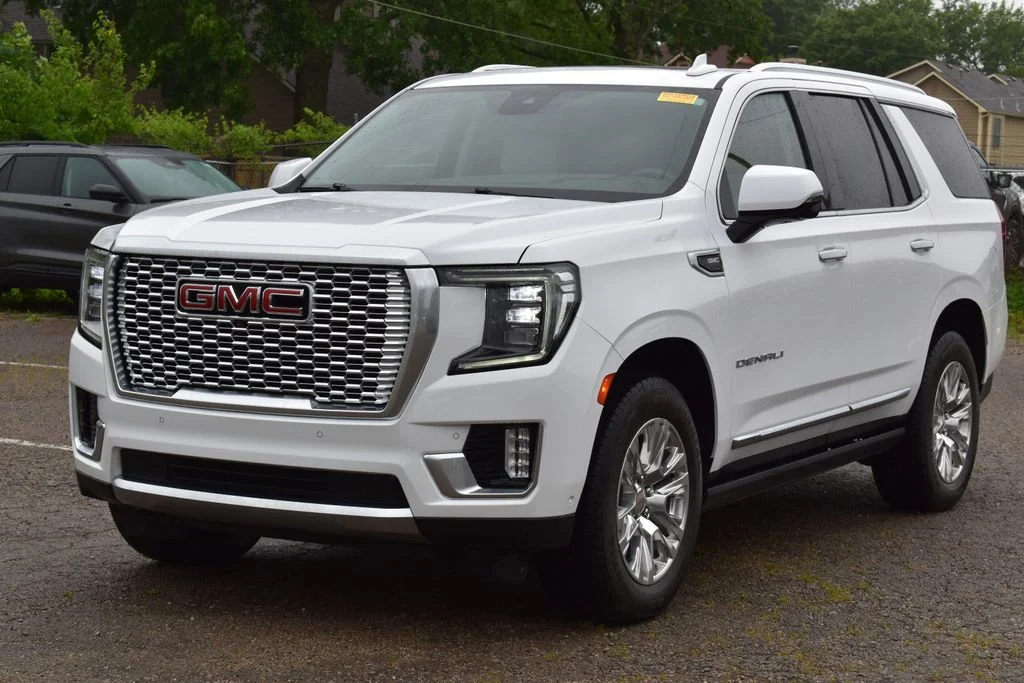 2024 GMC Yukon 4WD Denali's photo