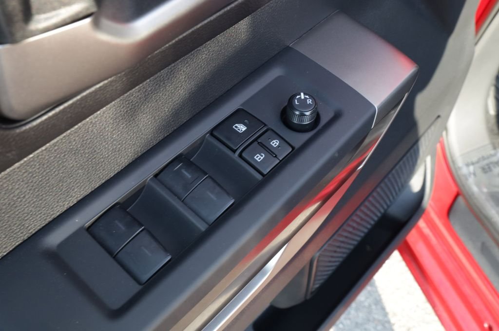 2026 Toyota Tundra SR5 - Photo 28