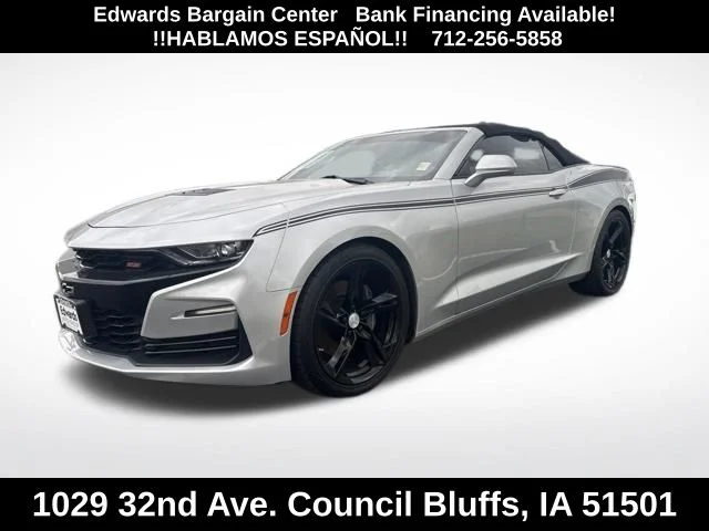 Used 2019 Silver Chevrolet SS image 3