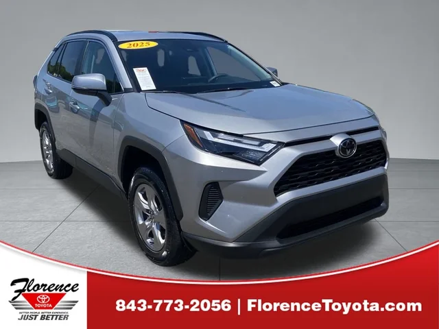 2025 Toyota RAV4 XLE