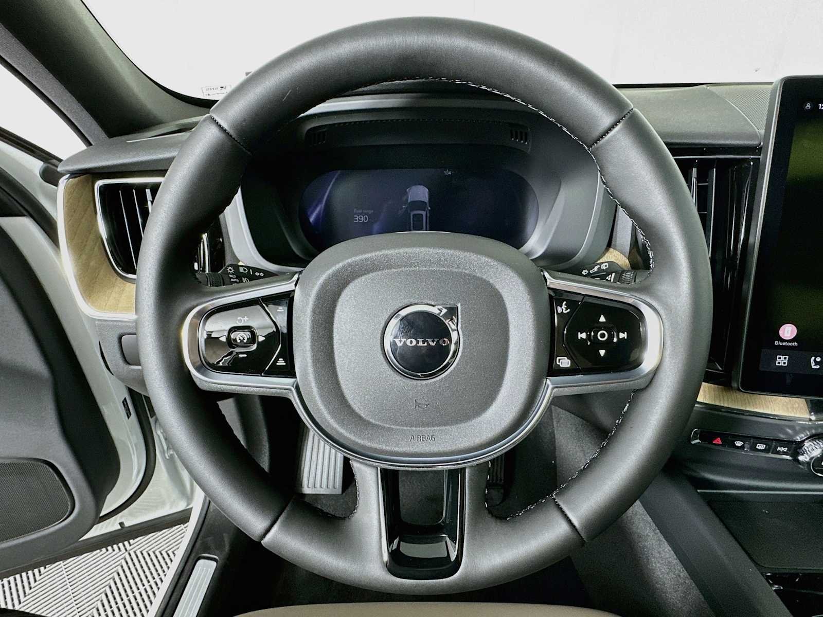New 2026 Crystal White Volvo Plus image 11