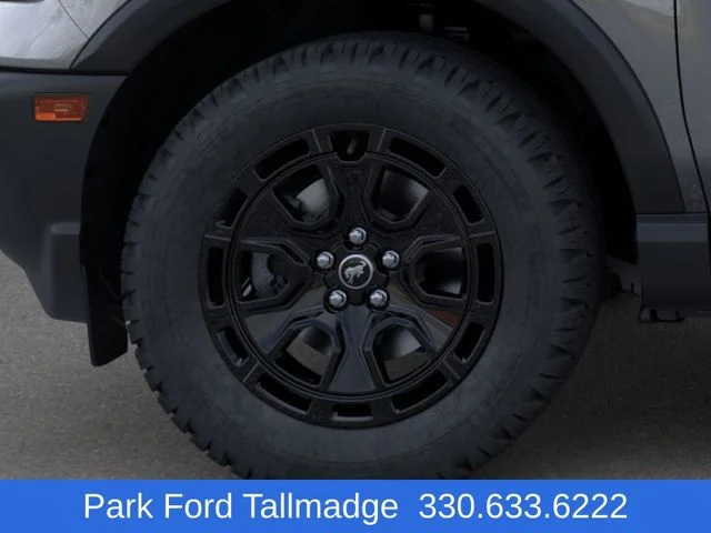 New 2025 Carbonized Gray Metallic Ford Outer Banks image 19