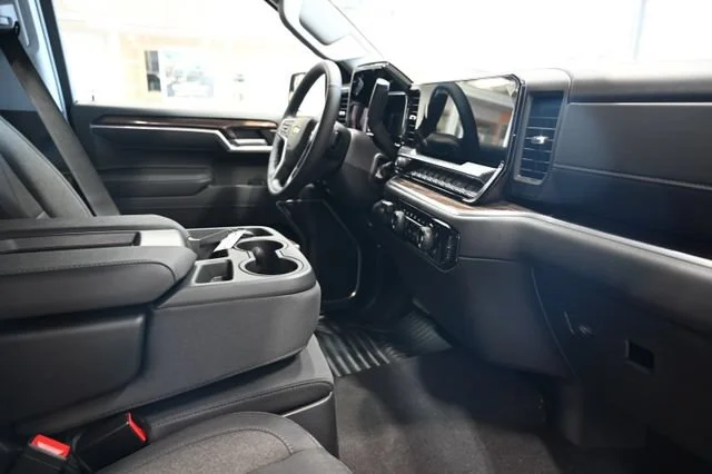 2026 Chevrolet Silverado 1500 LT - Photo 14