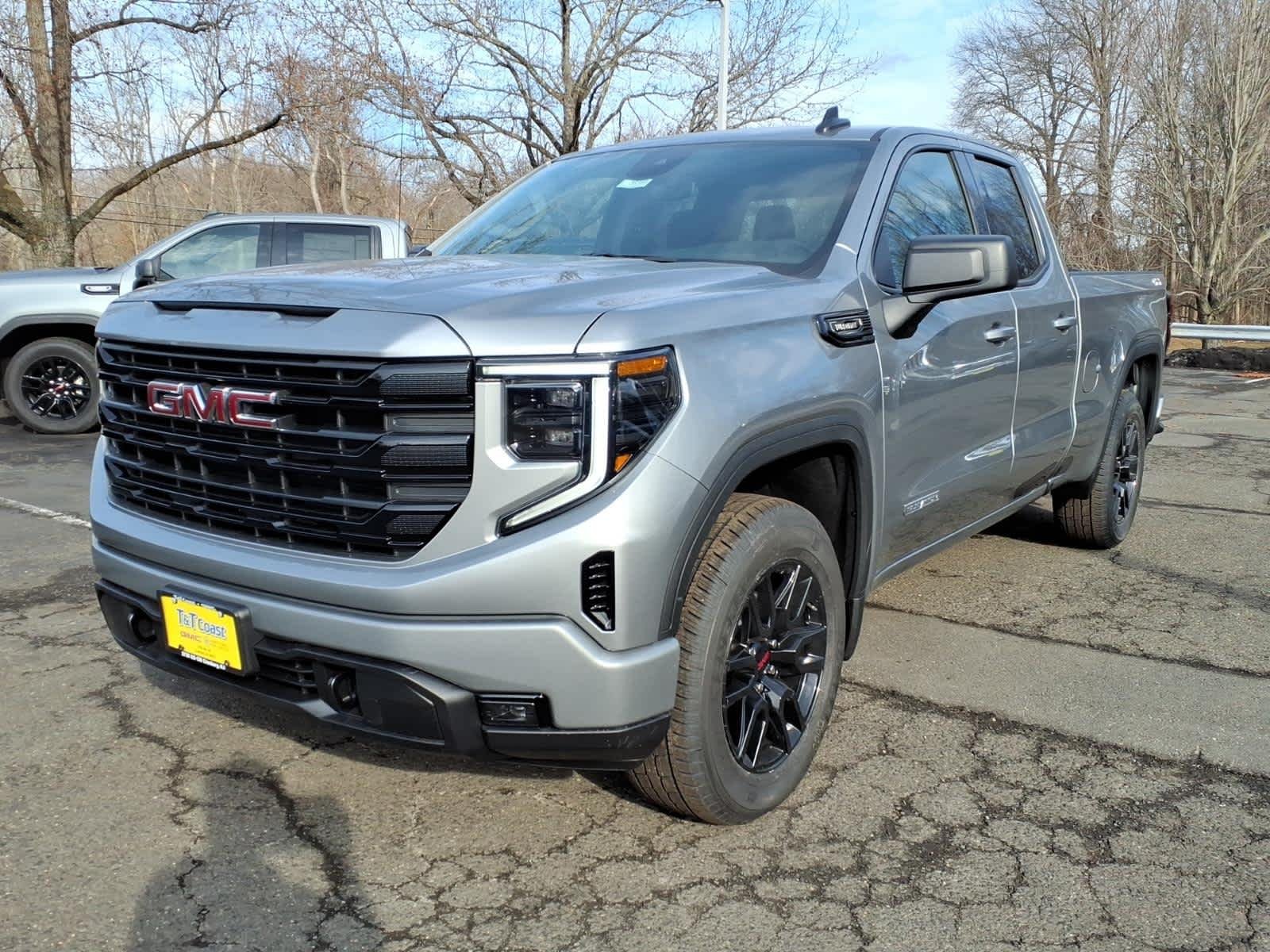 New 2026 Sterling Metallic GMC Elevation image 3