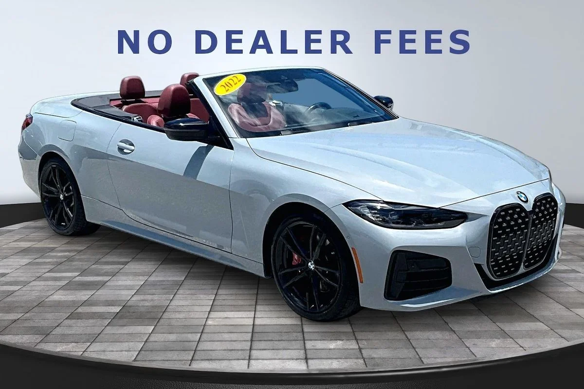 Used 2022  BMW xDrive image 3