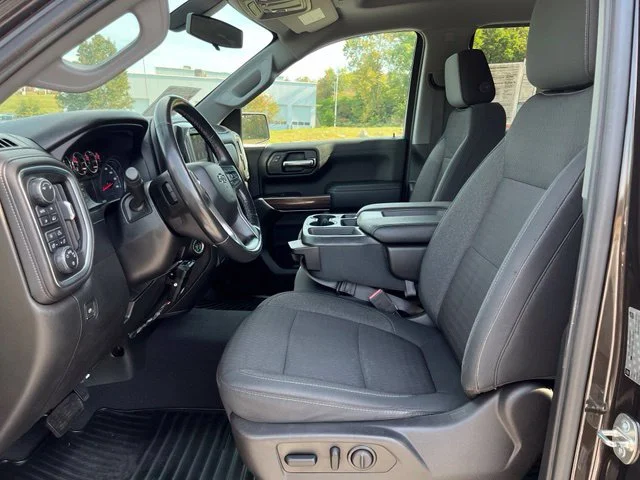 Used 2019 Brown Chevrolet RST image 9