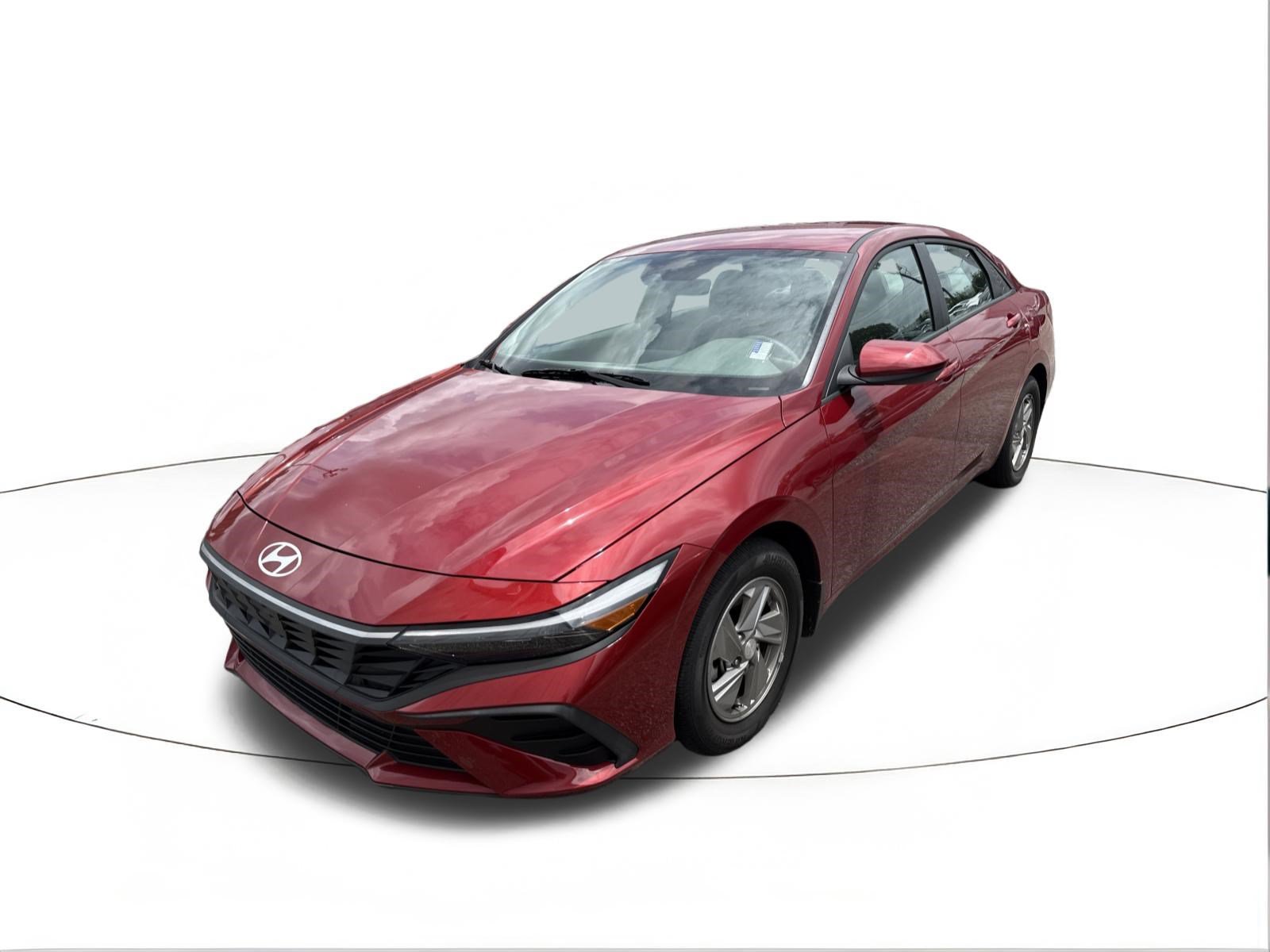Certified Used 2025 Ultimate Red Hyundai SE image 4