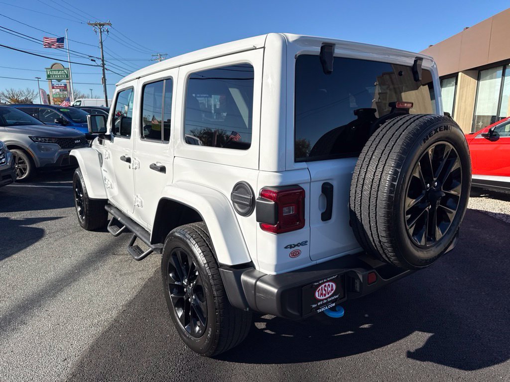 Used 2024 White Jeep Sahara 4xe image 7