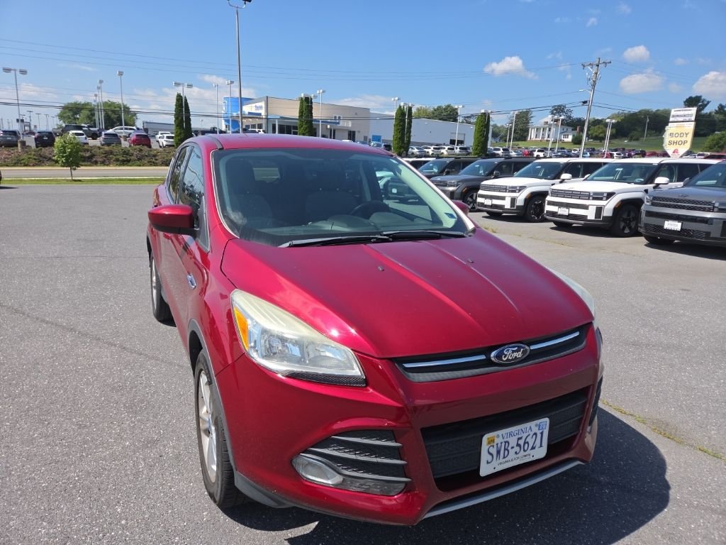 Used 2013 Red Ford SE image 7