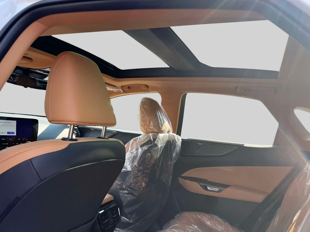 2026 Lexus NX 450h+ Luxury - Photo 12