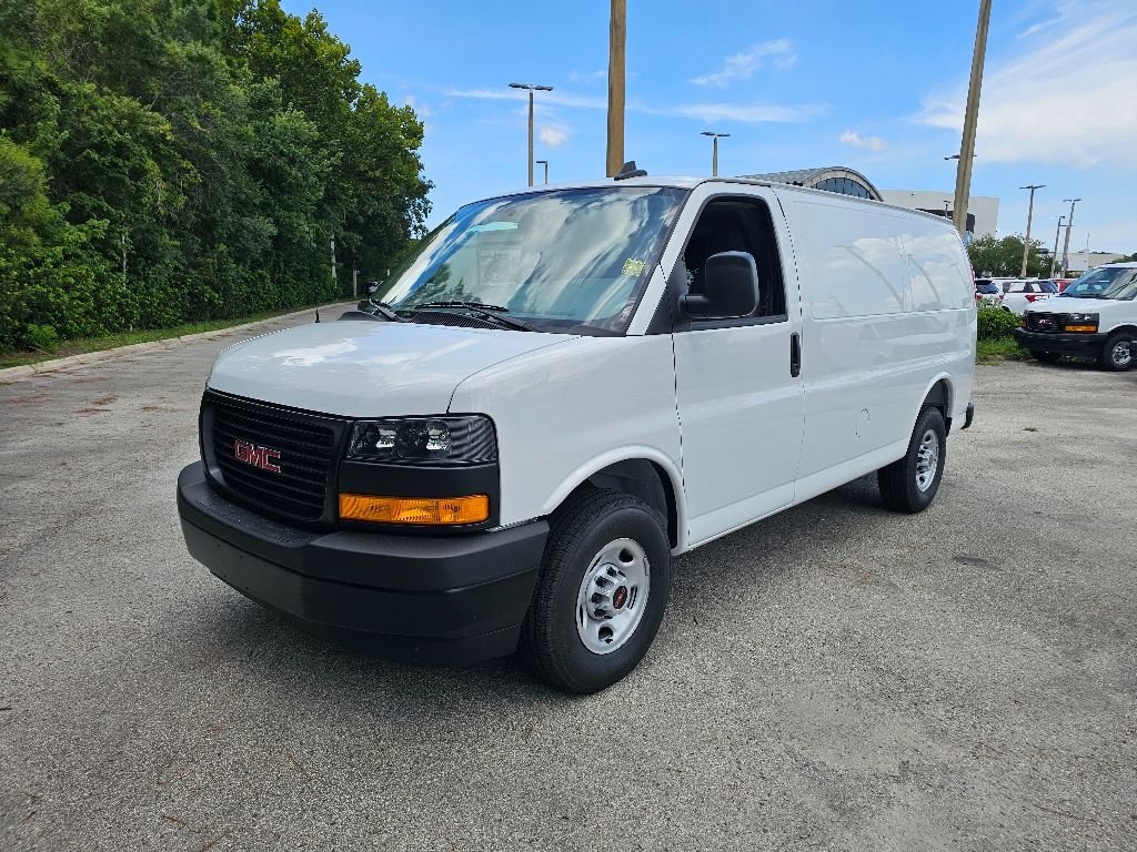 2025 GMC Savana Cargo